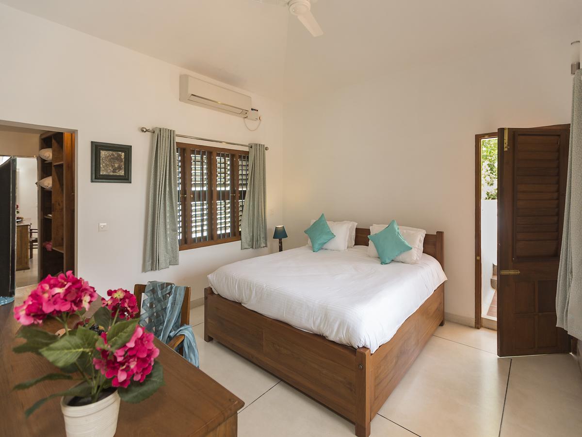 Kadal The Beach House Пондичерри Экстерьер фото